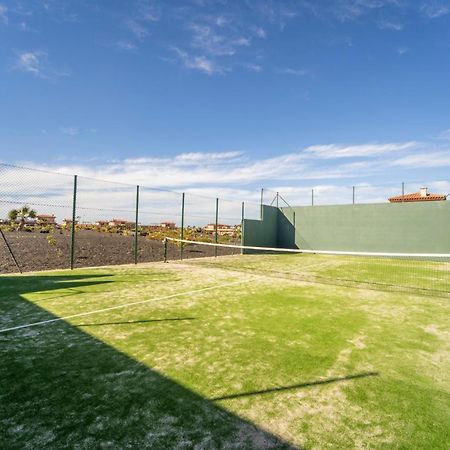 Villa Majanicho Con Piscina Lajares Exterior foto